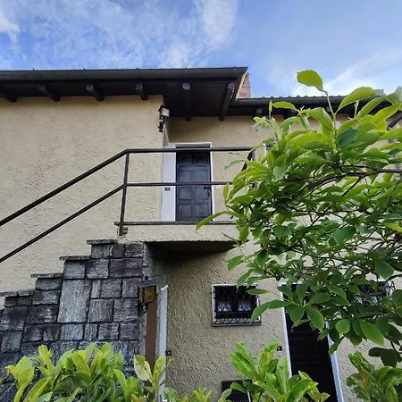 Feluca Porto * Porto Valtravaglia