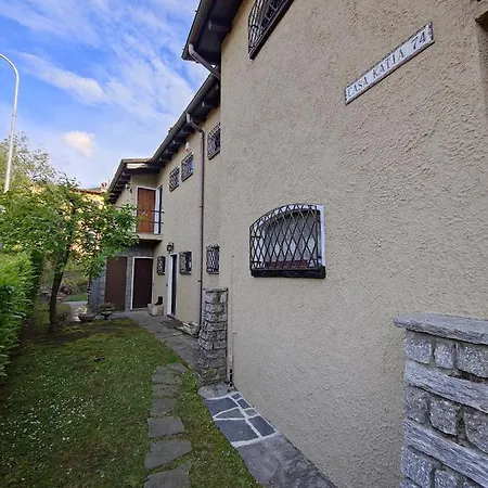 Feluca Porto Hébergement de vacances Porto Valtravaglia